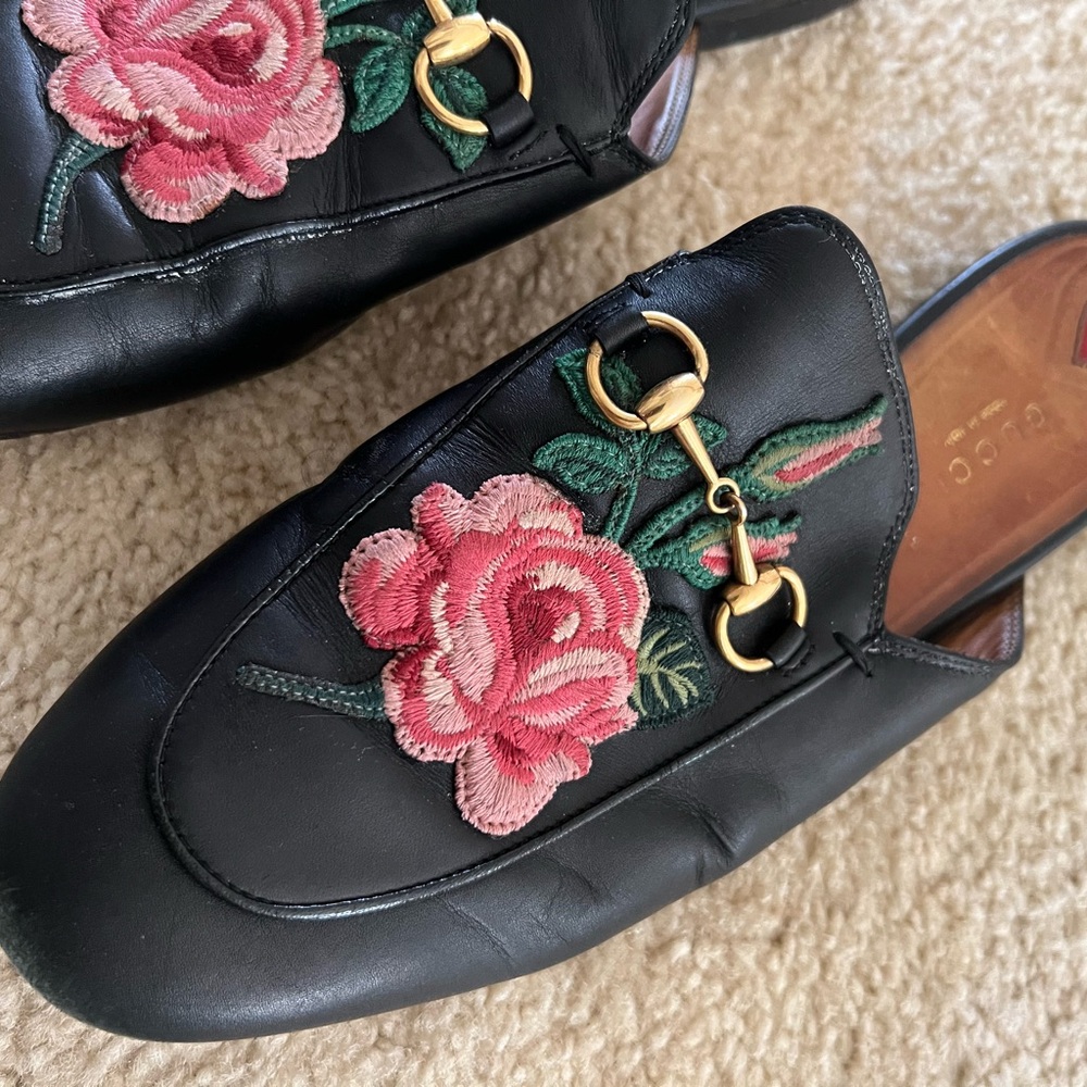 Gucci Princetown Black Slides with Rose Embroidered Design